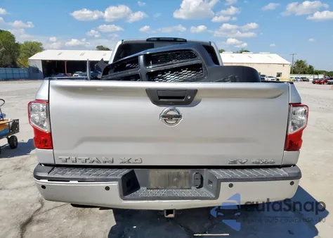2018 Nissan Titan Xd Sl z USA, uszkodzony, nr VIN 1N6BA1F42JN523415
